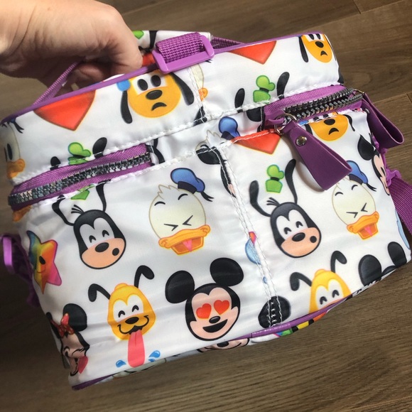 Disney Tsum Tsum Travel Bag - Picture 6 of 7